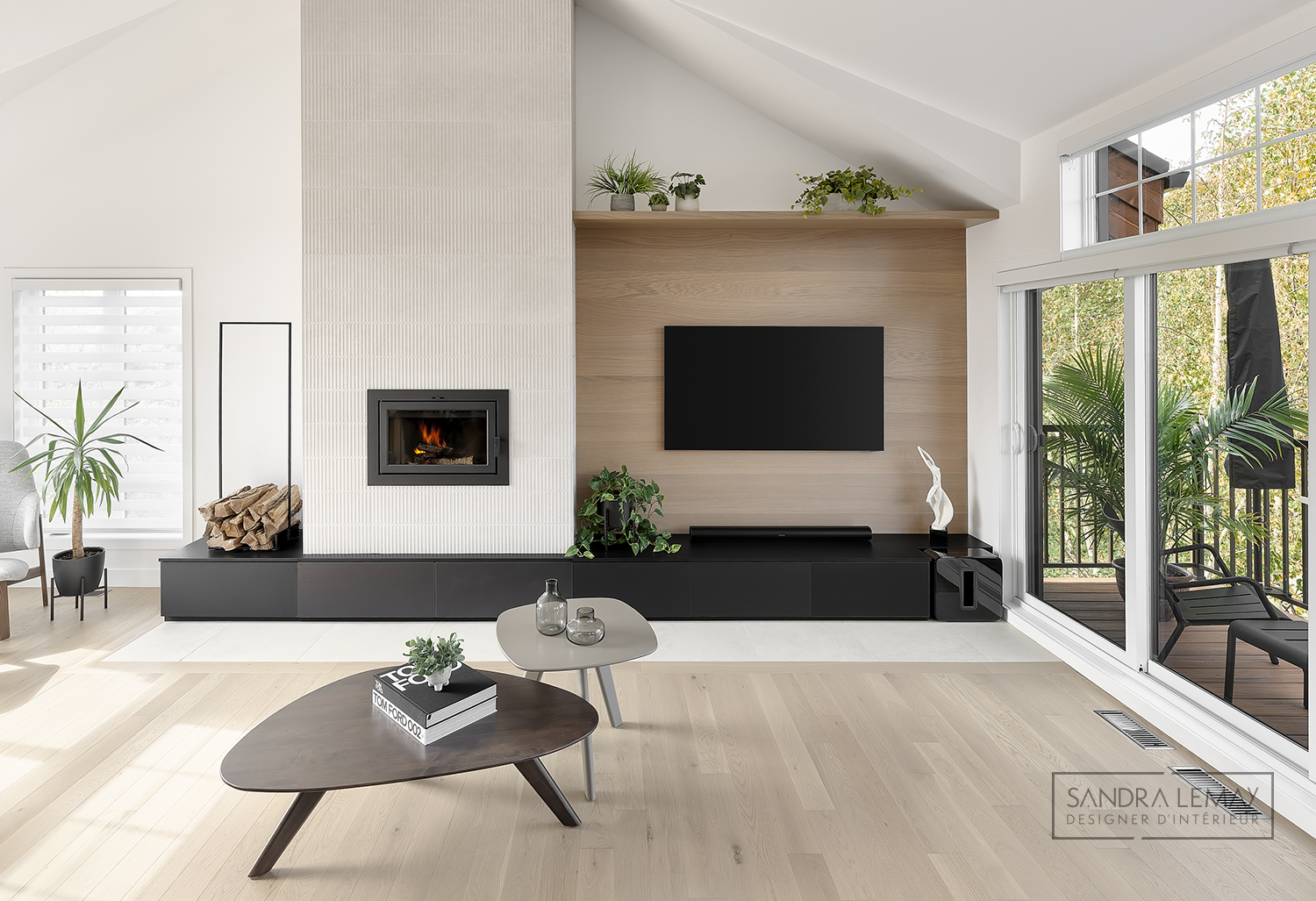AMÉNAGEMENT DE MAISON AVEC VUE SUR LES MONTAGNES
